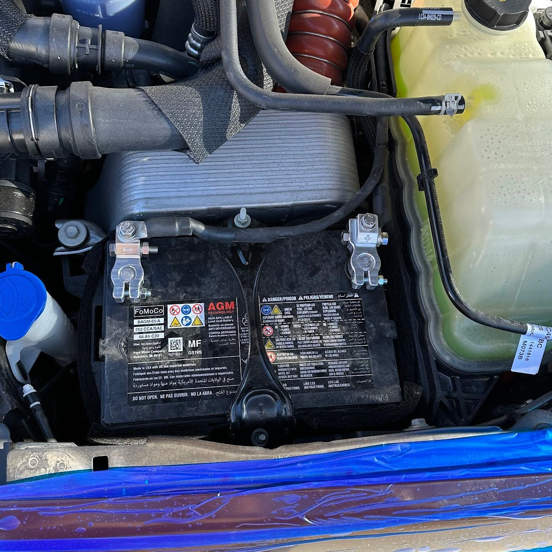 Billet battery terminals on Ford Superduty, F250 F350 F450