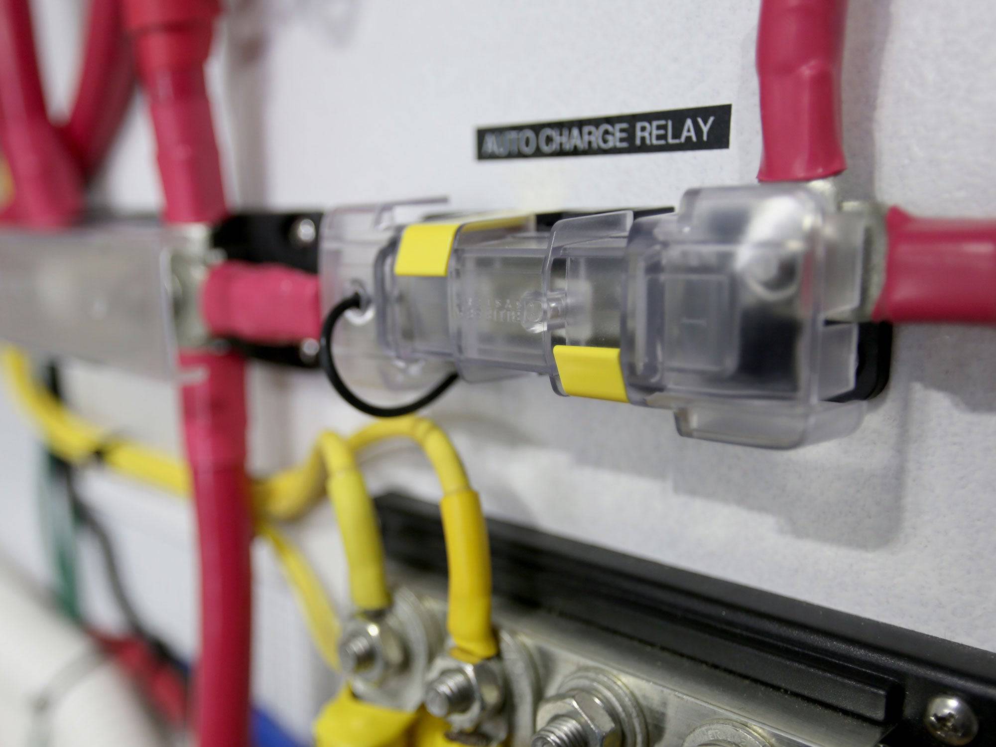 AMI / MIDI Safety Fuse Block - Blaze Off-Road