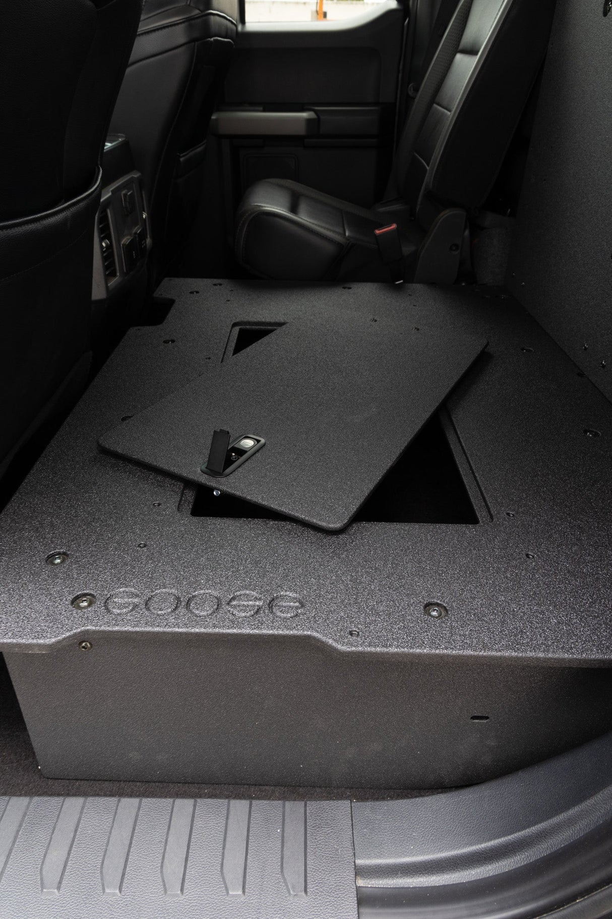 Goose Gear Ford F150 2015-Present 13th & 14th Gen. SuperCab - Second Row Seat Delete Plate System